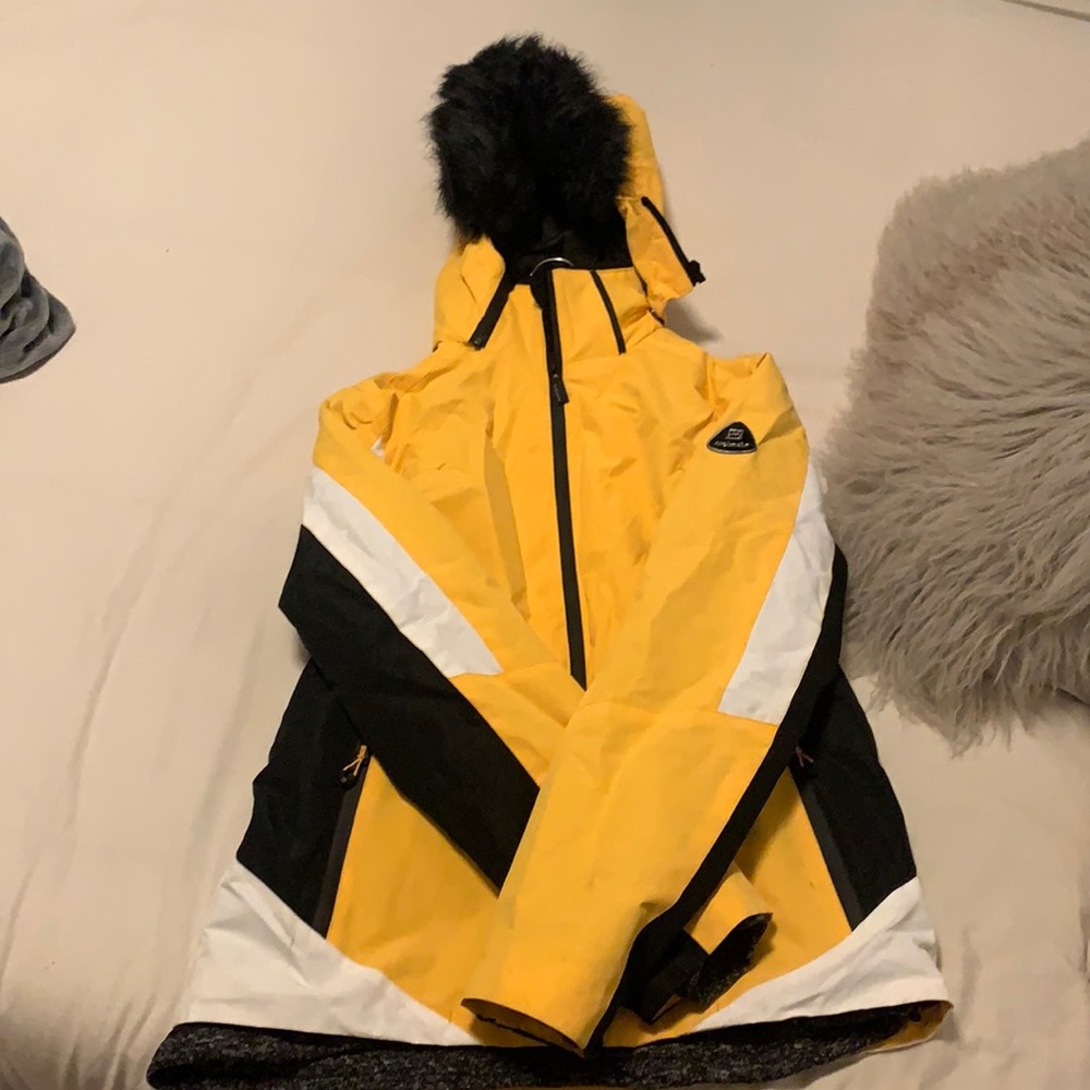 Ski jacket